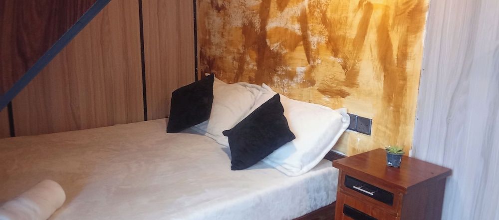 The heaven wood cabin Family Apartment, Mountain View 2