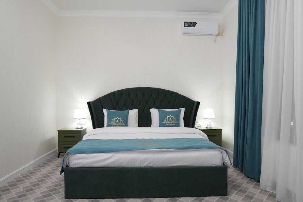 AirPlaza Hotel Suite, Balcony, Garden View