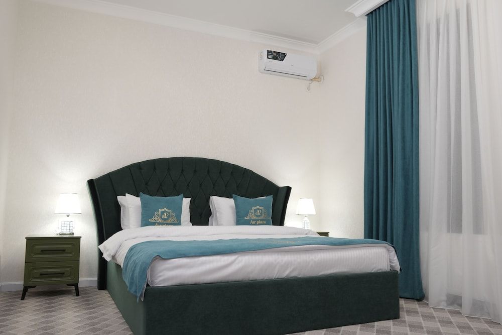 AirPlaza Hotel Suite, Balcony, Garden View 2