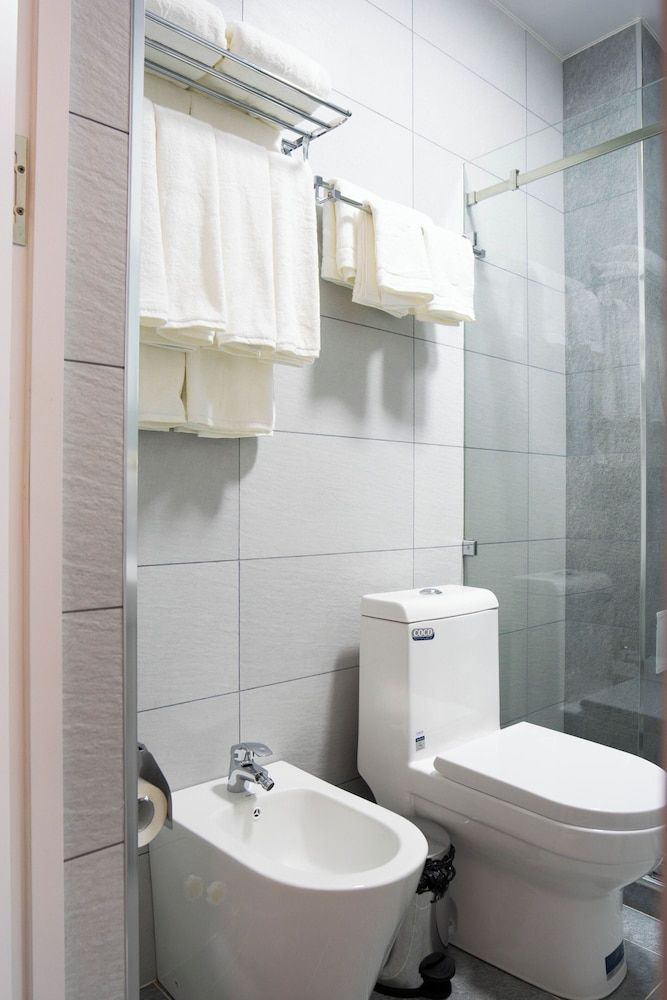 AirPlaza Hotel Deluxe Double or Twin Room, Balcony, Garden View 4