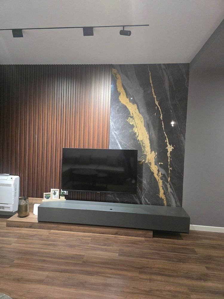 Jorida Old Bazar Tirana Central Stay Family Apartment, Balcony, City View 12