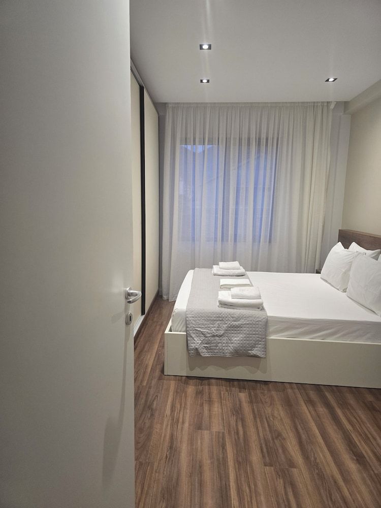 Jorida Old Bazar Tirana Central Stay Family Apartment, Balcony, City View 2