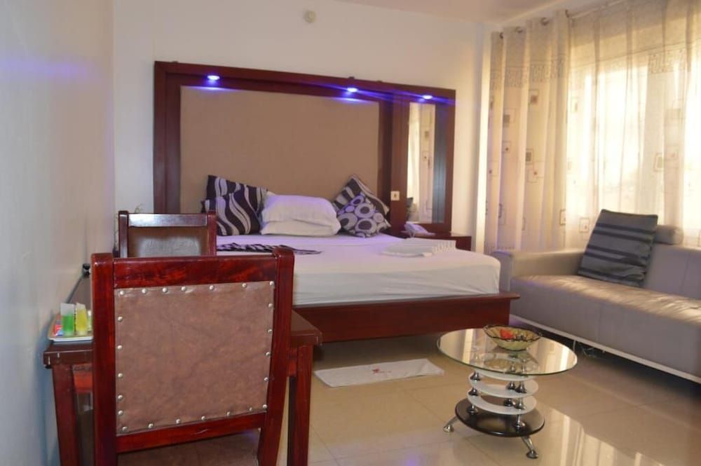 NEW POPEX HOTEL Standard Double Room, Balcony, City View 3
