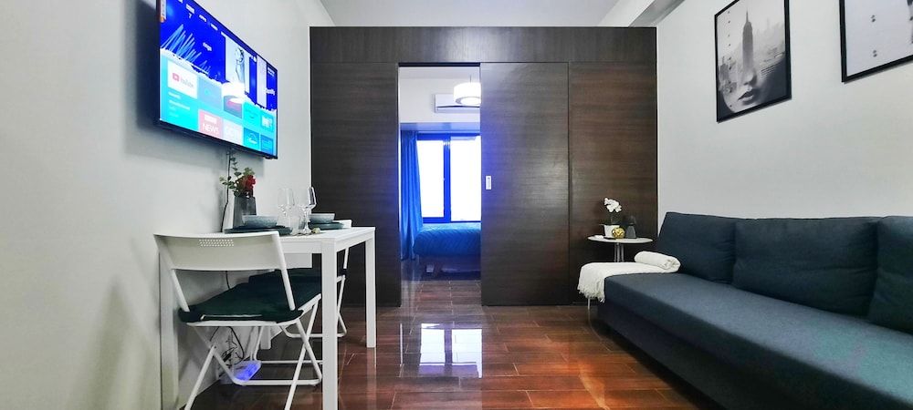 CitySkyline View 53F-Air Residences City Apartment, 1 Queen Bed with Sofa bed, Kitchen 21