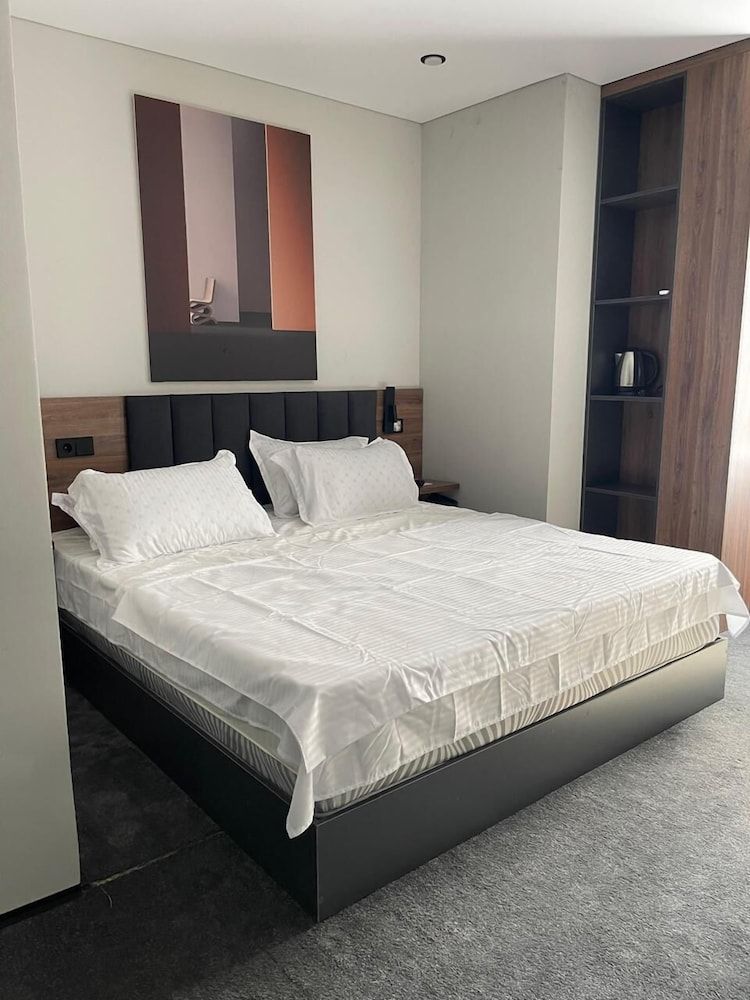 AIRIS RESIDENCE hotel Standard Double Room 2