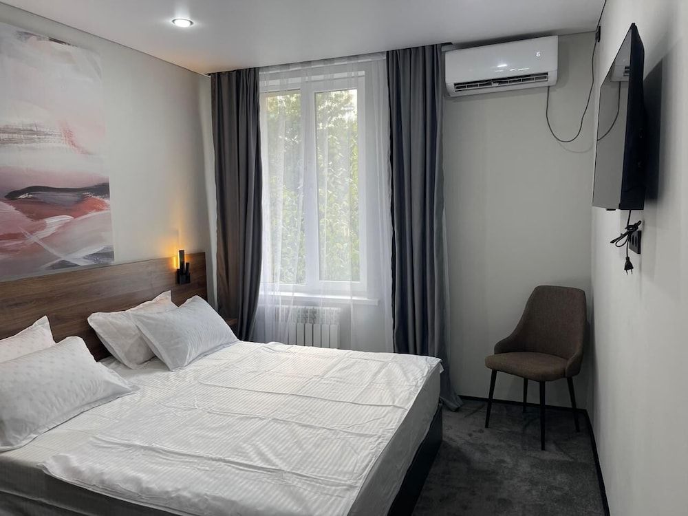 AIRIS RESIDENCE hotel Standard Double Room 8