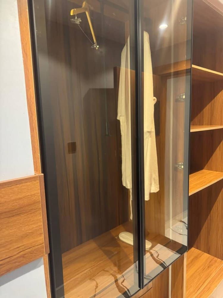 Apartment 5 Apartment, City View 11