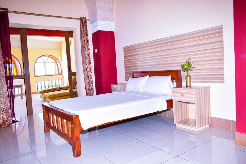 La Benderas Deluxe Double Room, Pool View