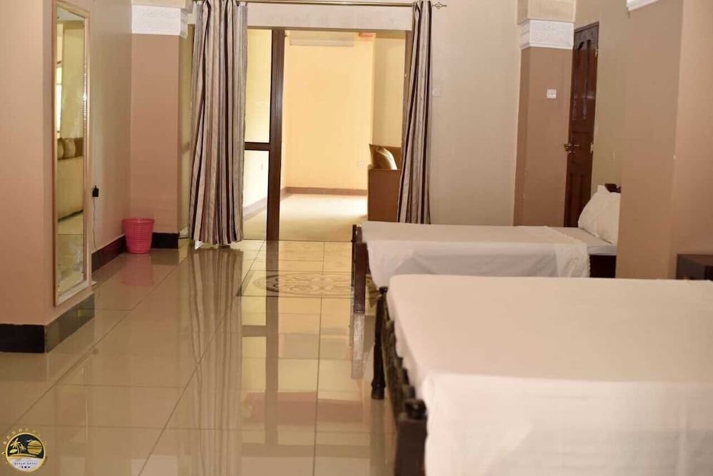 La Benderas Deluxe Double Room, Pool View 5