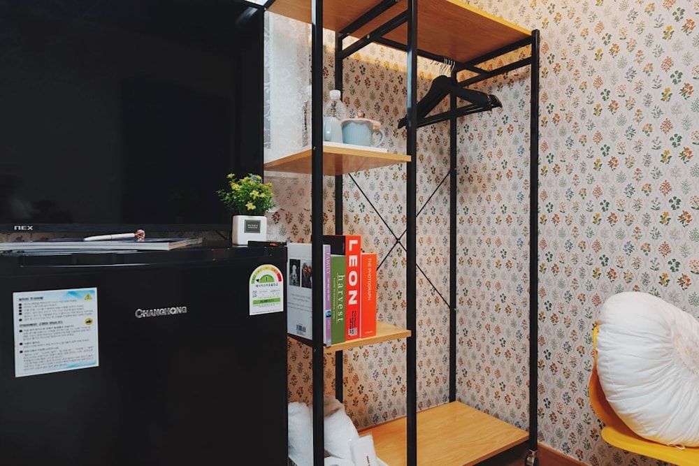 LETO HOUSE Standard Double Room, City View 8