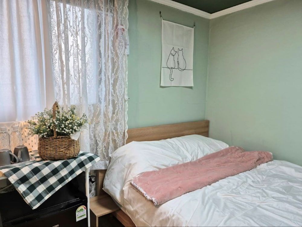 LETO HOUSE Standard Double Room, City View 5