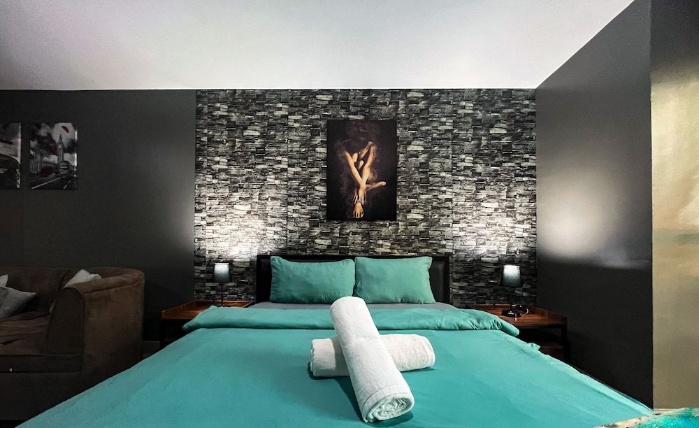 Century Spire Basic Studio, City View 163