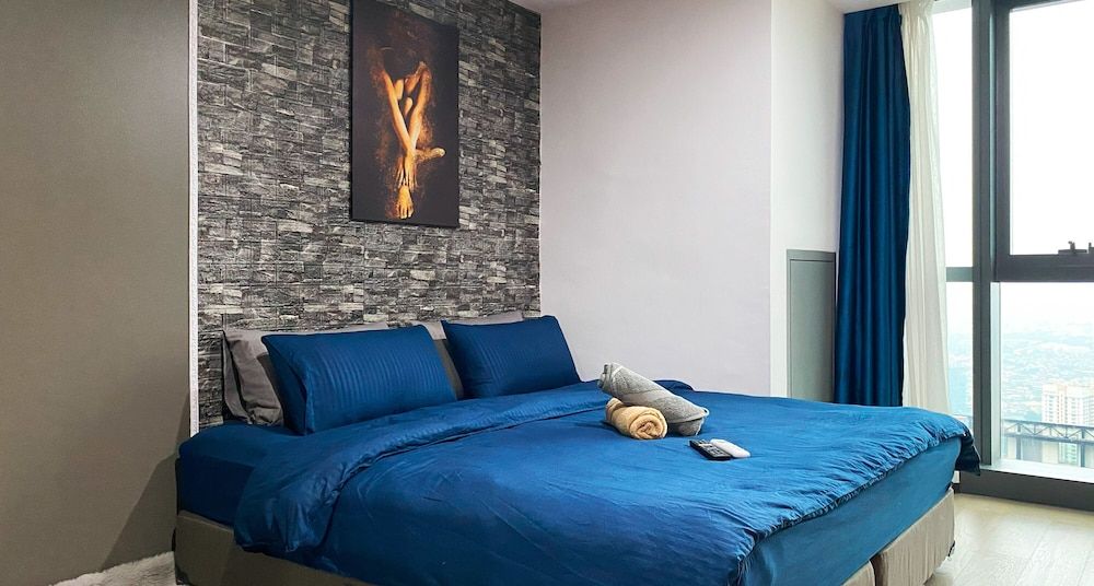 Century Spire Basic Studio, City View 37