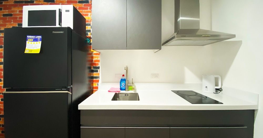 Century Spire Basic Studio, City View 253