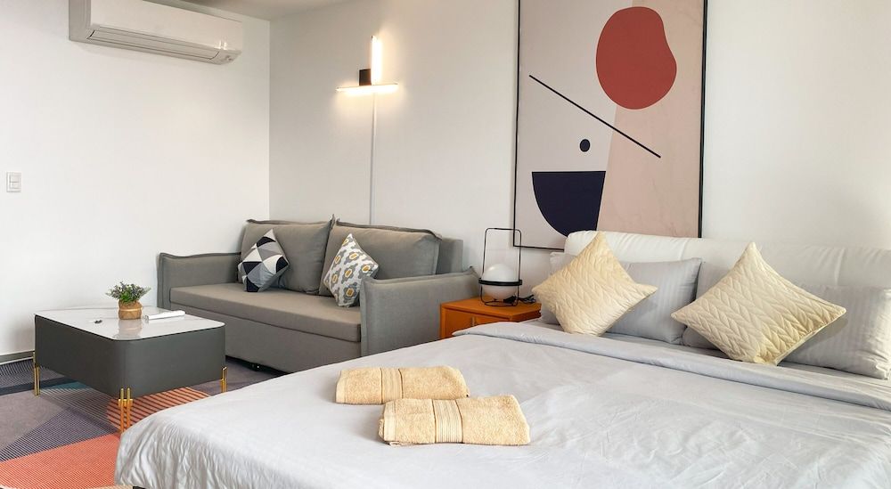 Century Spire Basic Studio, City View 7