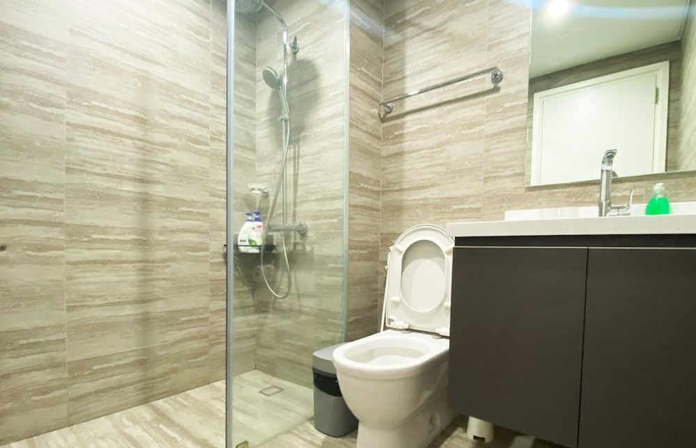 Century Spire Basic Studio, City View 247