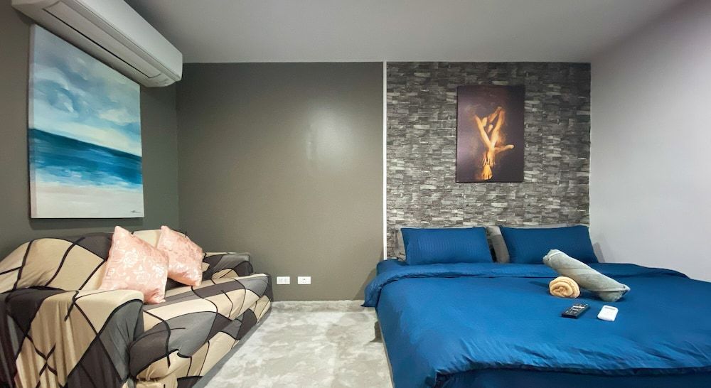 Century Spire Basic Studio, City View 151