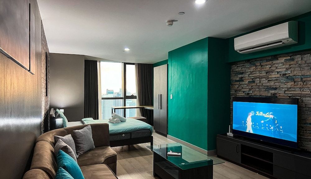 Century Spire Basic Studio, City View 271