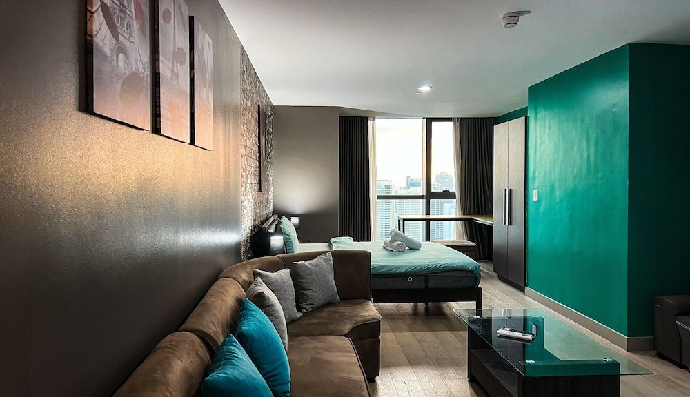 Century Spire Basic Studio, City View 277