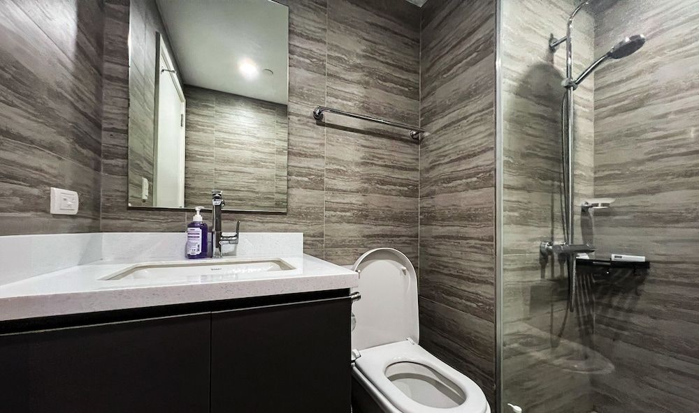 Century Spire Basic Studio, City View 205