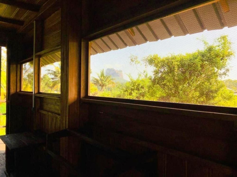 Sigiri Paddy Field Hut Deluxe House, Mountain View 8