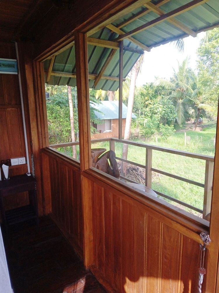 Sigiri Paddy Field Hut Deluxe House, Mountain View 7