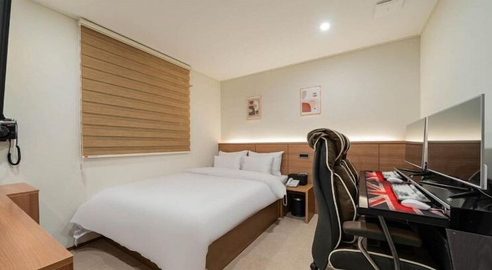 Hotel Oneul Luxury Double Room, City View 4