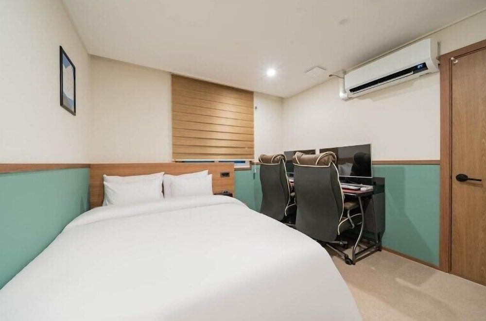 Hotel Oneul Deluxe Double Room, City View