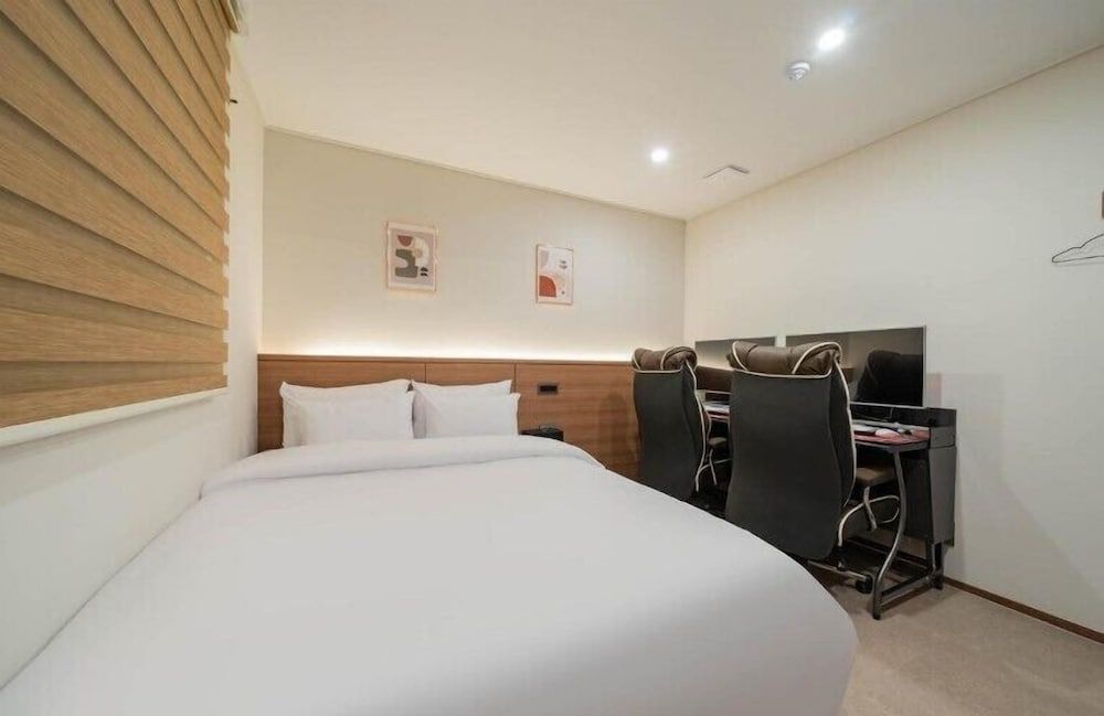 Hotel Oneul Luxury Double Room, City View 2