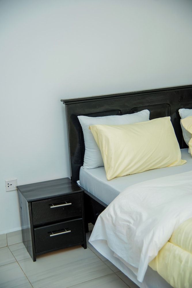 Kibagabaga Comfort Stay Deluxe Double Room, Mountain View 2