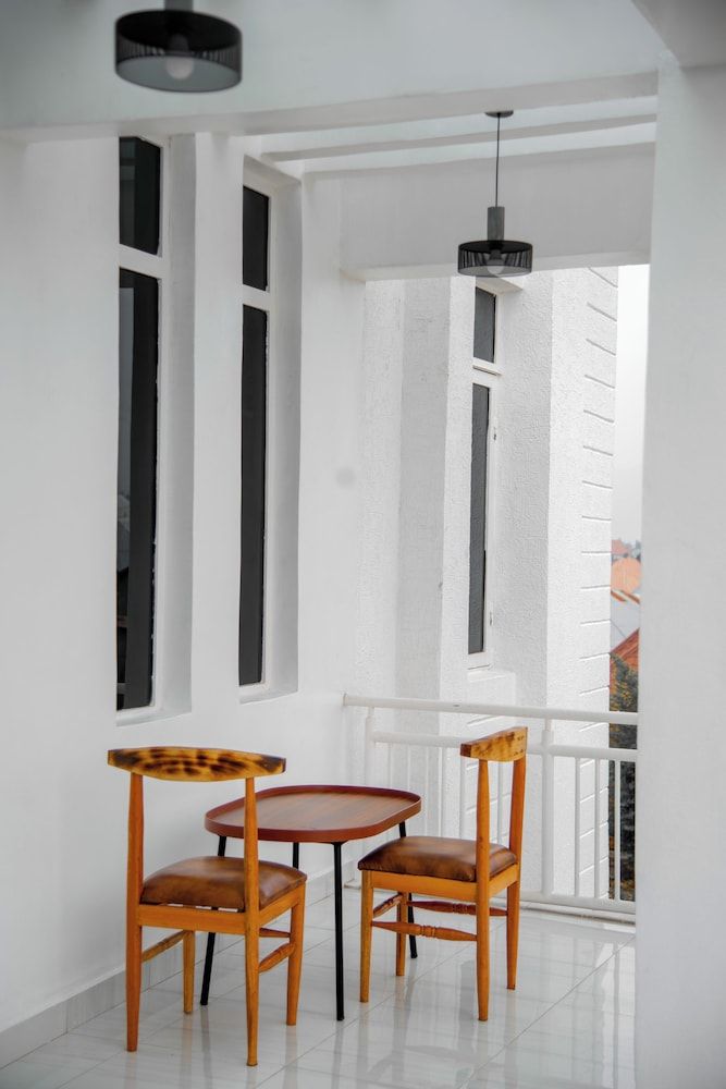 Kibagabaga Comfort Stay Junior Suite, Balcony, Mountain View 2