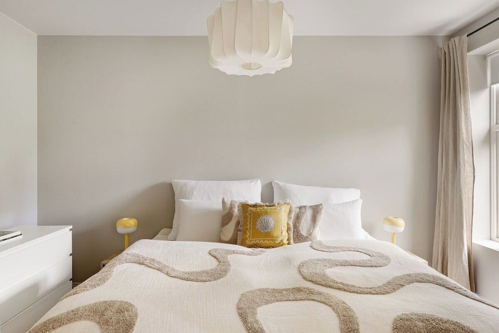 Dinbnb Apartments Grunerlokka Deluxe Apartment, 4 Bedrooms, Non Smoking, Patio 4