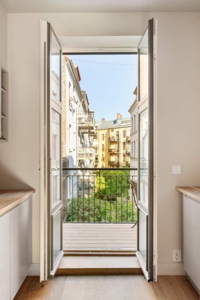 Dinbnb Apartments Grunerlokka Deluxe Apartment, 4 Bedrooms, Non Smoking, Patio 8