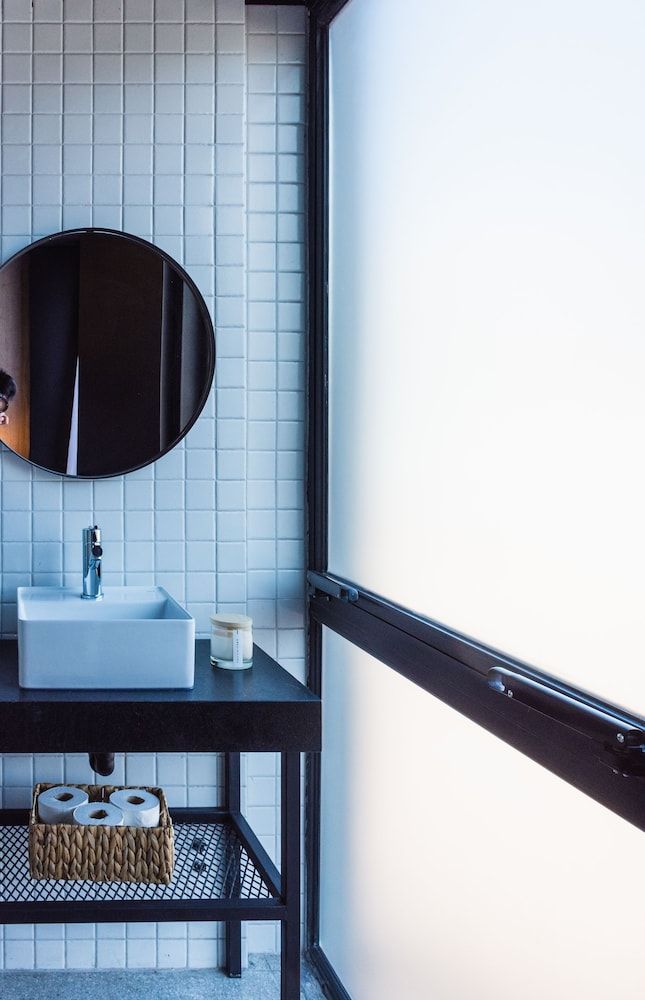 FAZ HOSTEL BOUTIQUE Premium Double Room, 1 Queen Bed 35