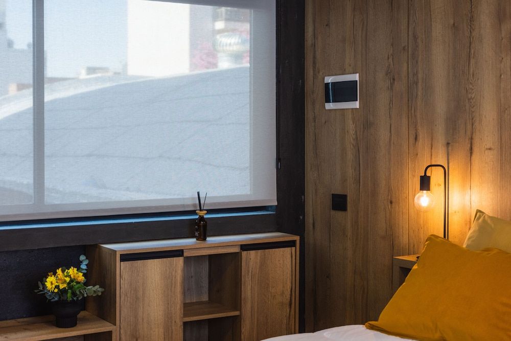 FAZ HOSTEL BOUTIQUE Premium Double Room, 1 Queen Bed 63