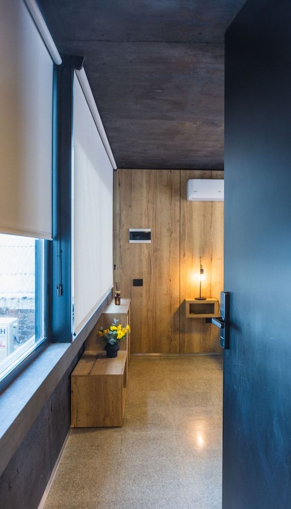 FAZ HOSTEL BOUTIQUE Premium Double Room, 1 Queen Bed 60