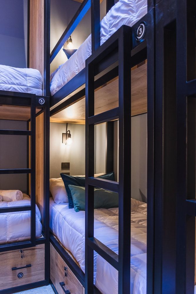 FAZ HOSTEL BOUTIQUE Design Quadruple Room 2