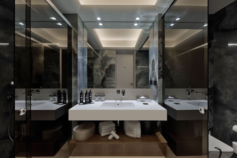 ISSA Resort Superior Double Room, Balcony 4