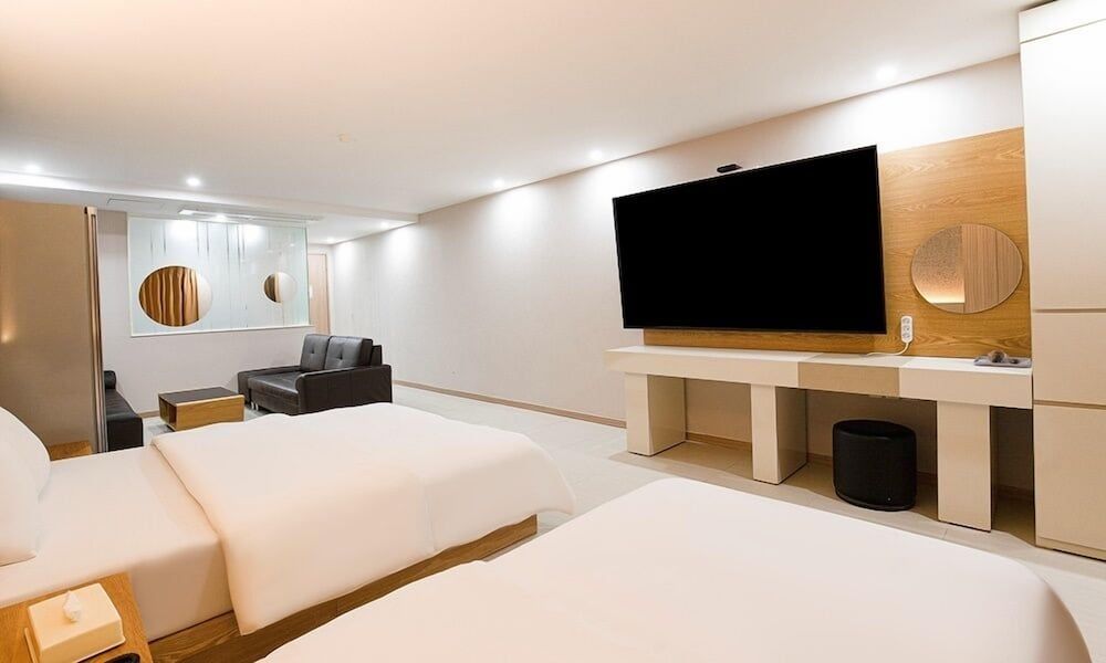 Incheon Airport Hotel The One Suite 21