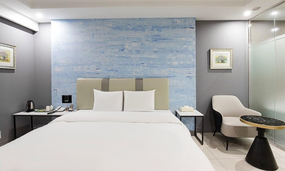 Incheon Airport Hotel The One Standard Room 7