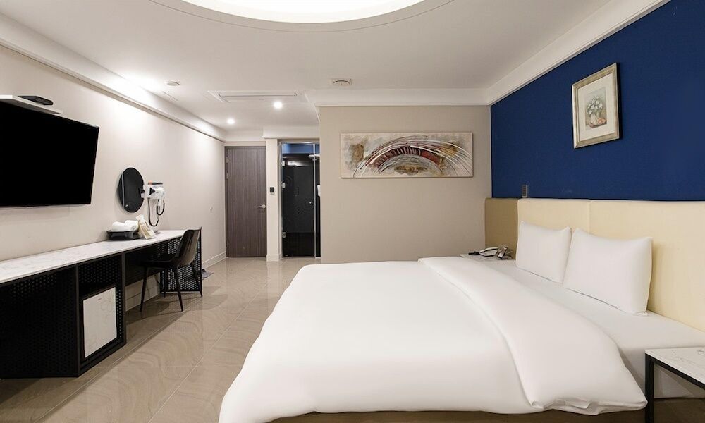Incheon Airport Hotel The One Standard Room 5