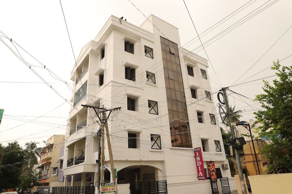 Shree Service Apartment