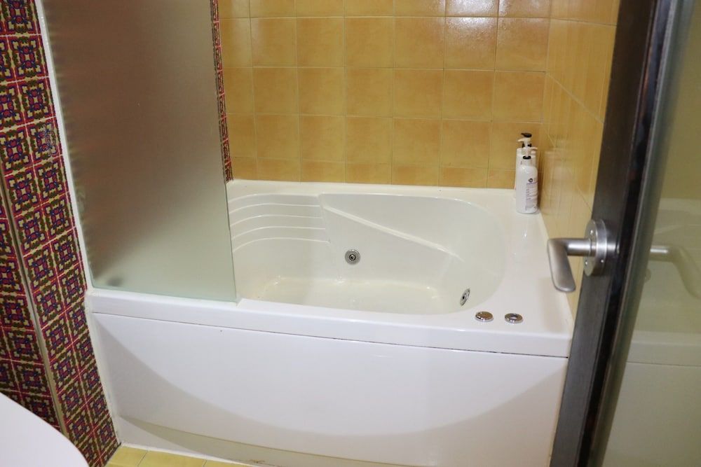 HOTEL MARIGOLD VIP Room 12