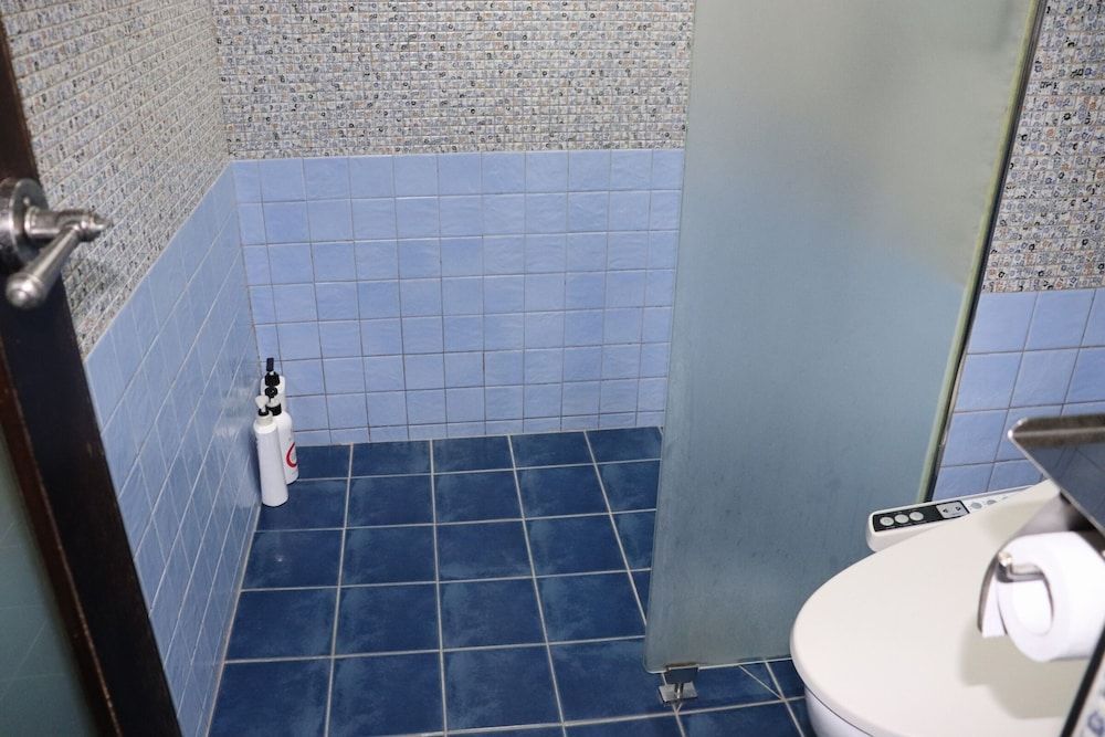 HOTEL MARIGOLD Standard Room 15