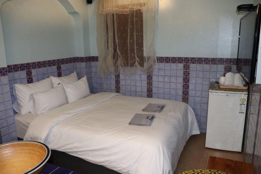 HOTEL MARIGOLD Standard Room 12