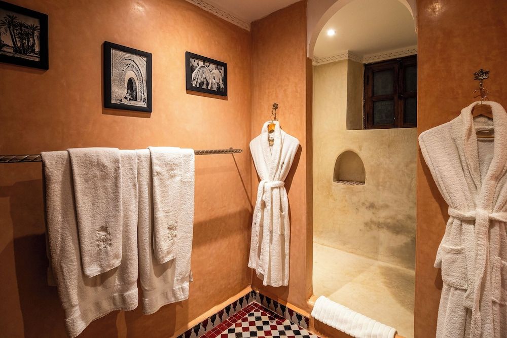 Dar Alhambra Riad Medina Superior Double Room 6