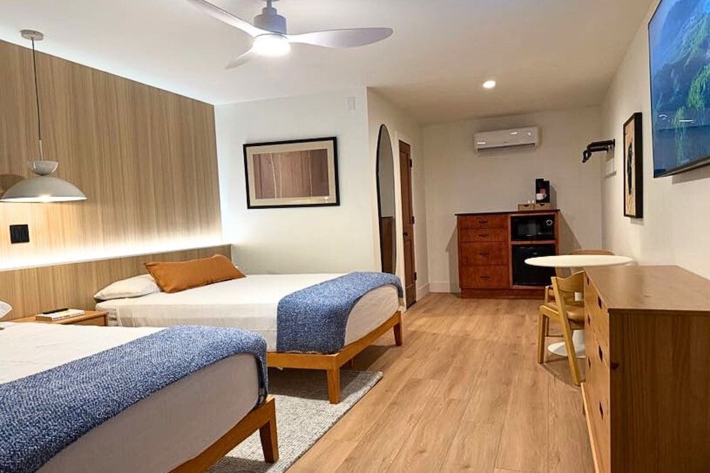 The Iceberg Tahoe Premier Double Room 6