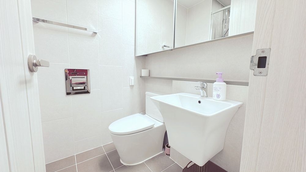 The Time Hotel Double Room, City View 3