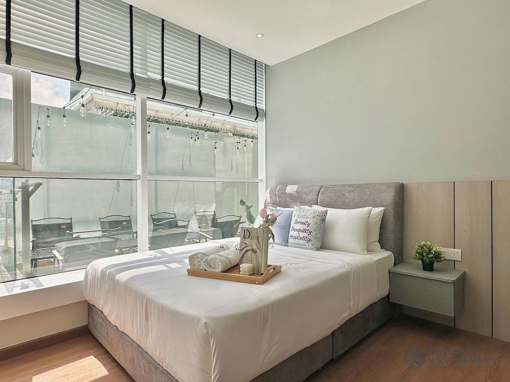 Suasana Residence Near CIQ Johor Bahru by Stayrene