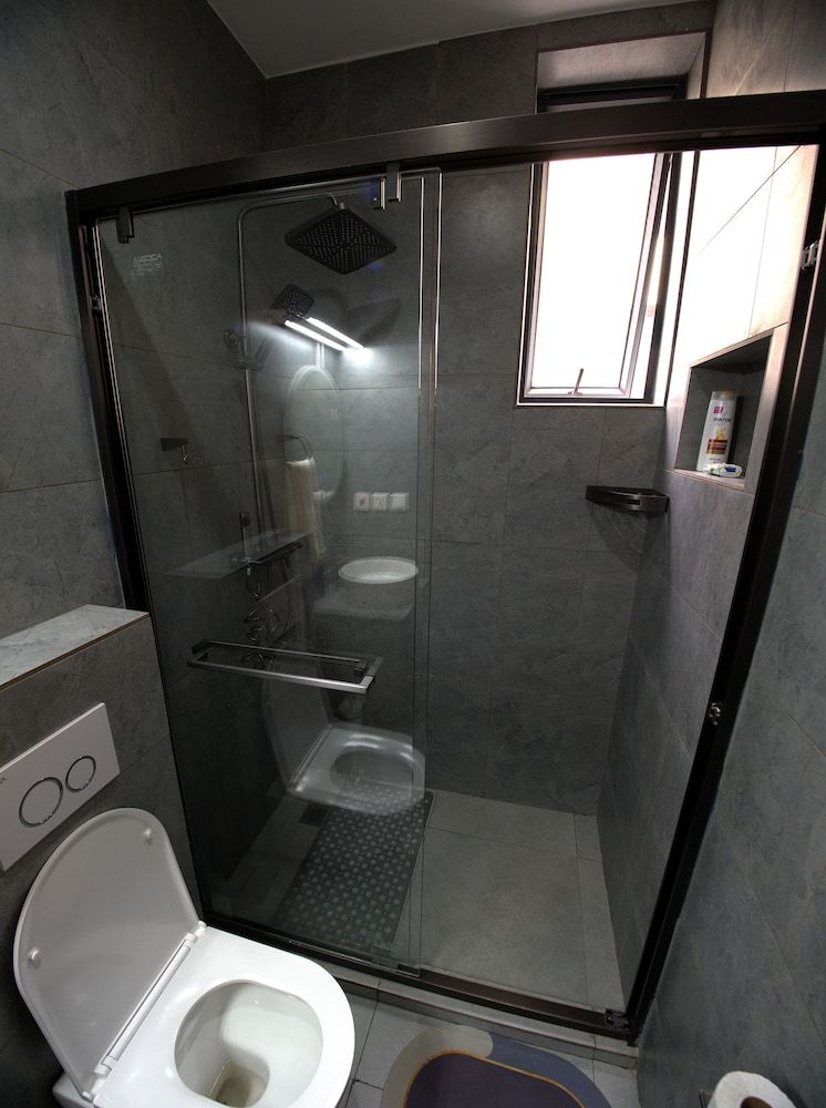 Gratia Residence Comfort Apartment, 2 Bedrooms, City View 2